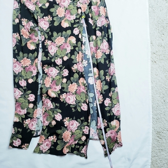 AEO American Eagle Floral Halter Maxi Dress Open Back Black - Picture 8 of 10